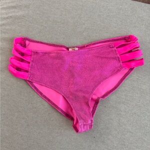 Strappy rave bottoms